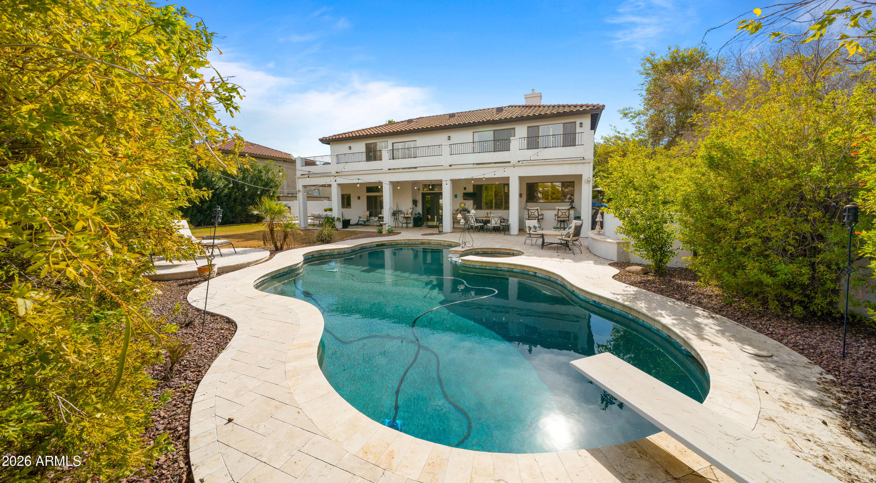 1390 E HORSESHOE Drive