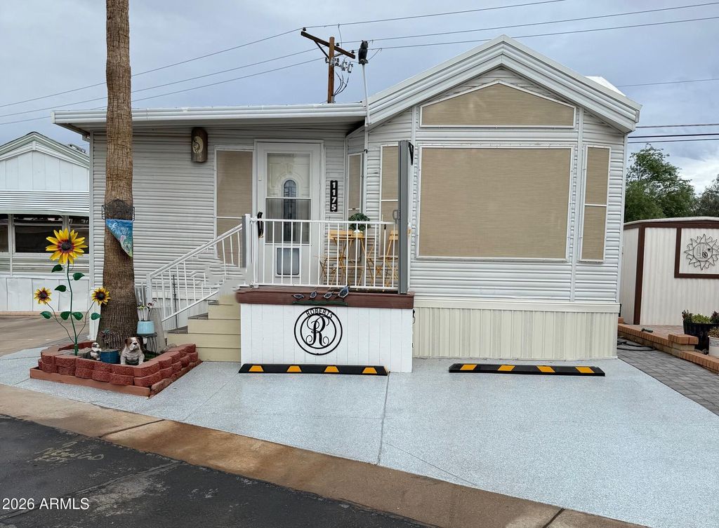 Photo of 1175 S Kiowa Circle, Apache Junction, AZ 85119 (MLS # 7005374)