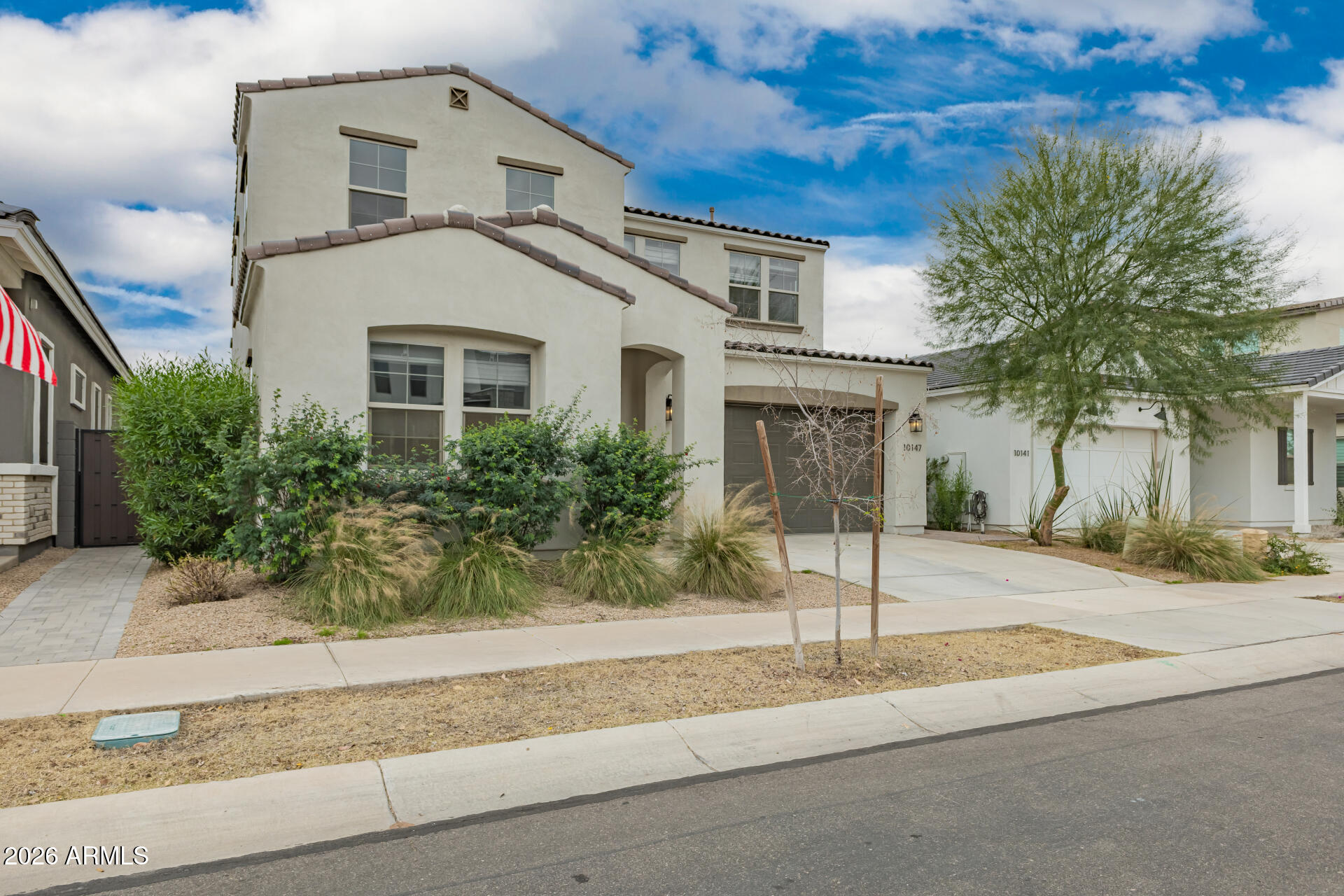 10147 E THUNDERBOLT Avenue