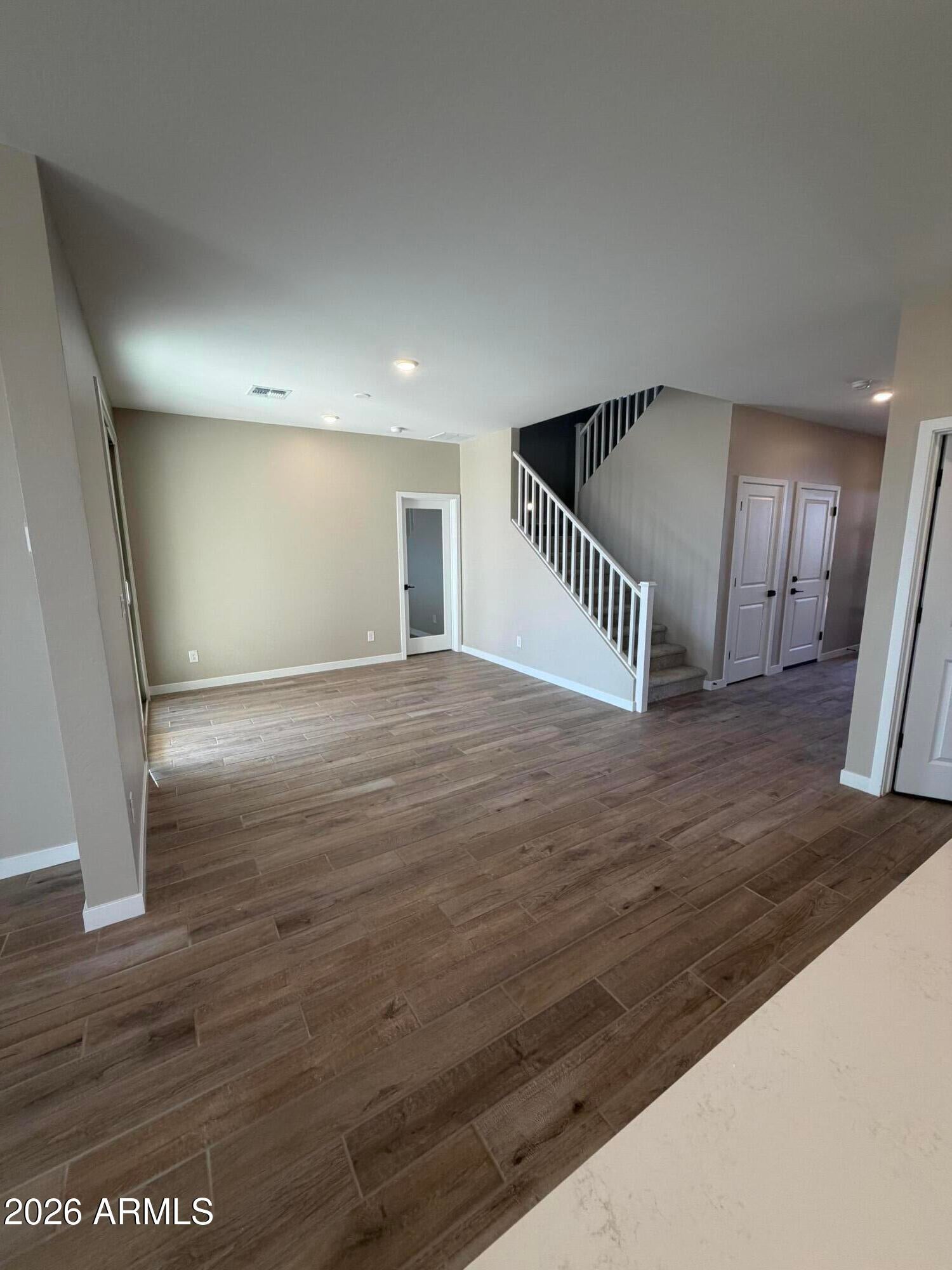 18183 W Pioneer Street