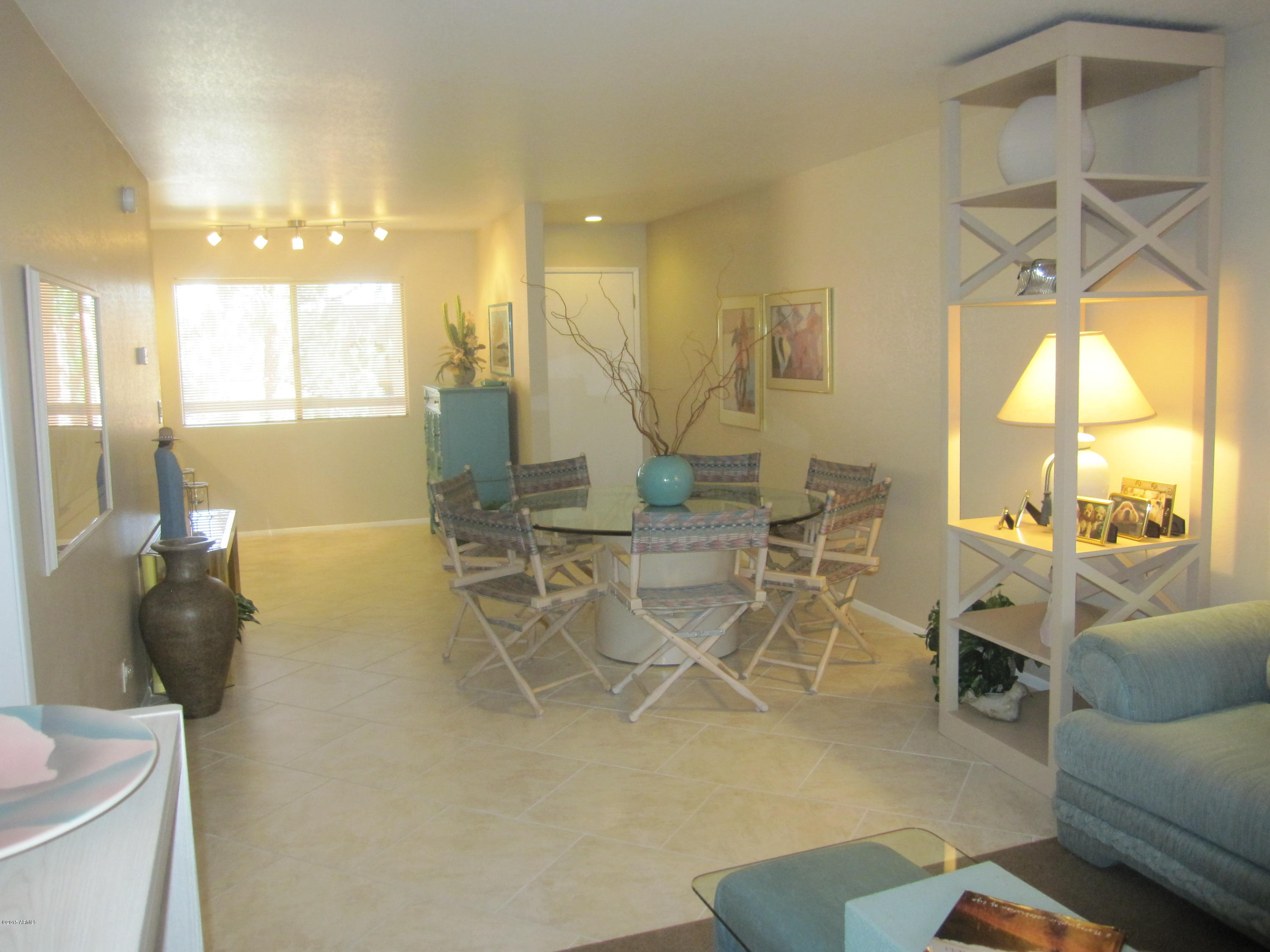 12212 N PARADISE VILLAGE Parkway 413
