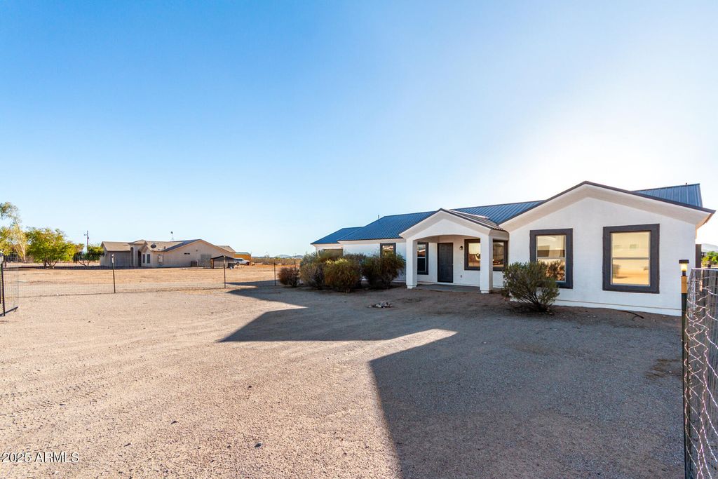 Photo of 1414 S 369th Lane, Tonopah, AZ 85354 (MLS # 6919010)