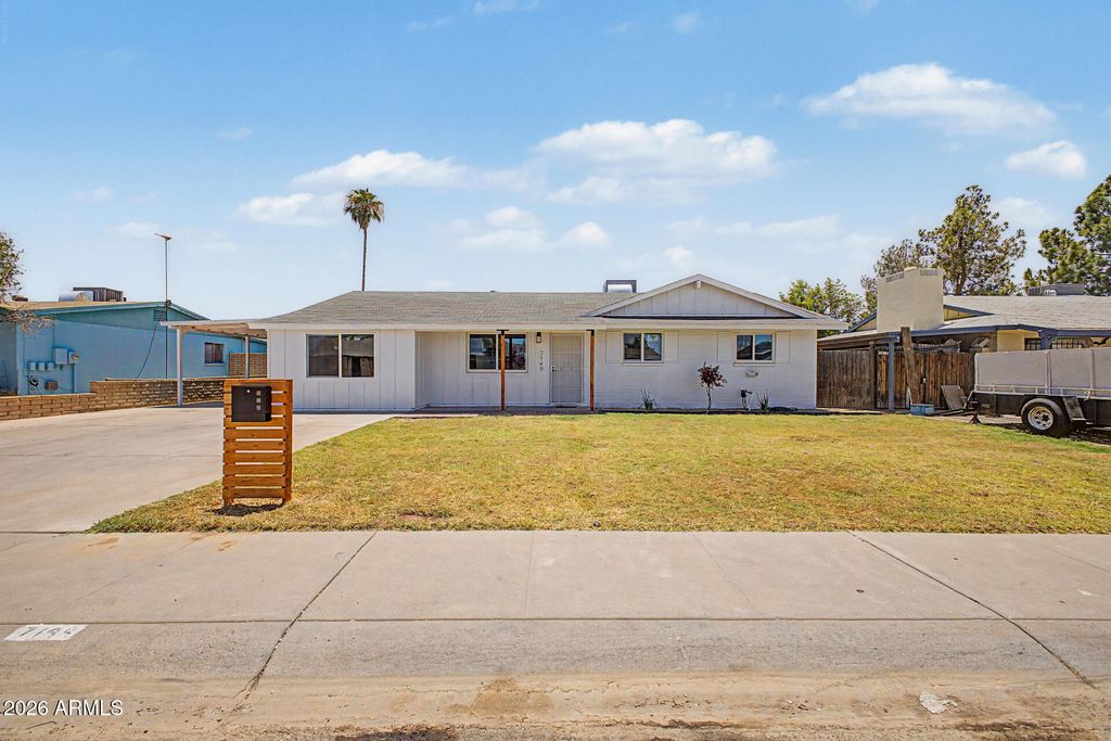 Photo of 7149 W Wilshire Drive, Phoenix, AZ 85035 (MLS # 7039259)