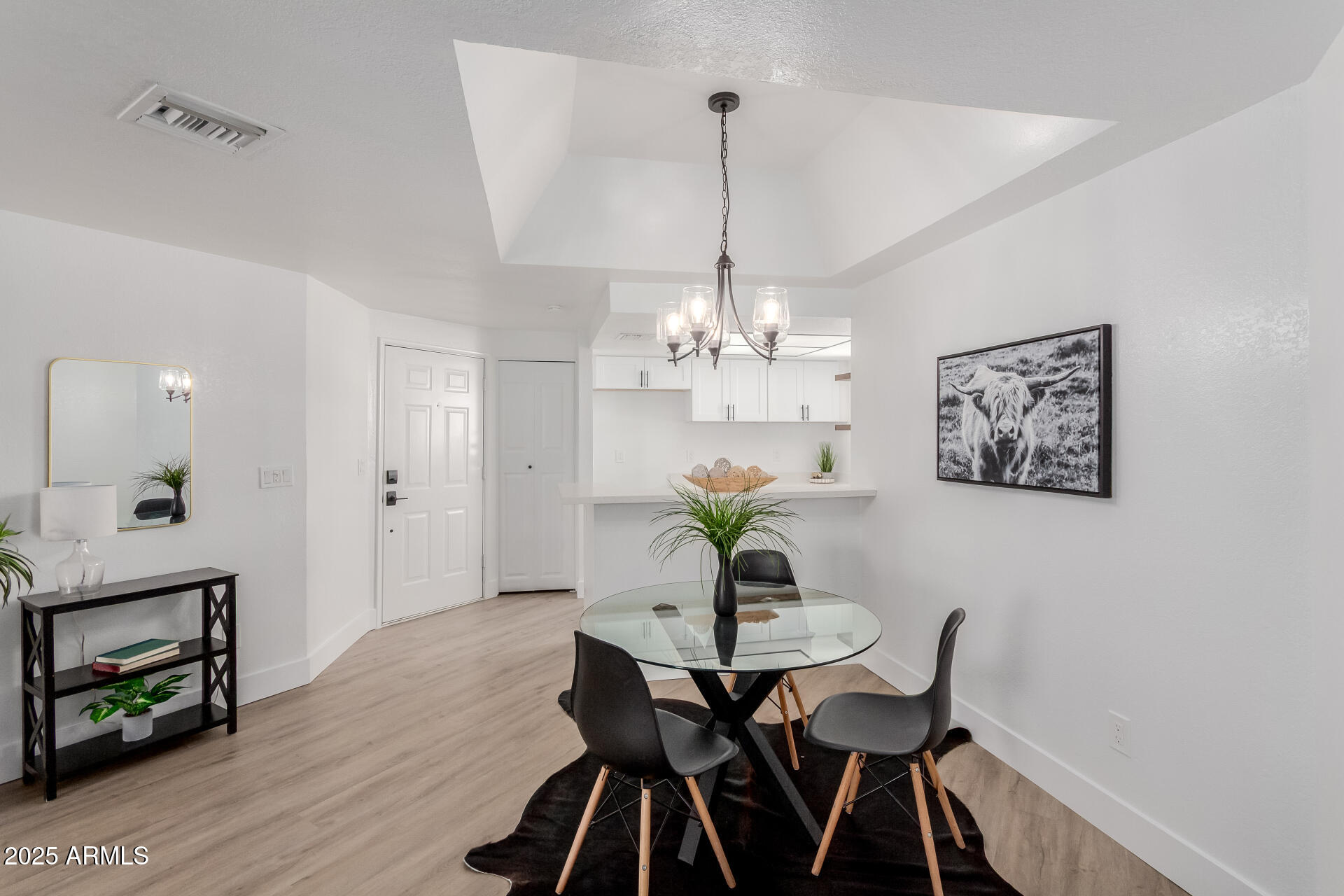 1352 E HIGHLAND Avenue 206