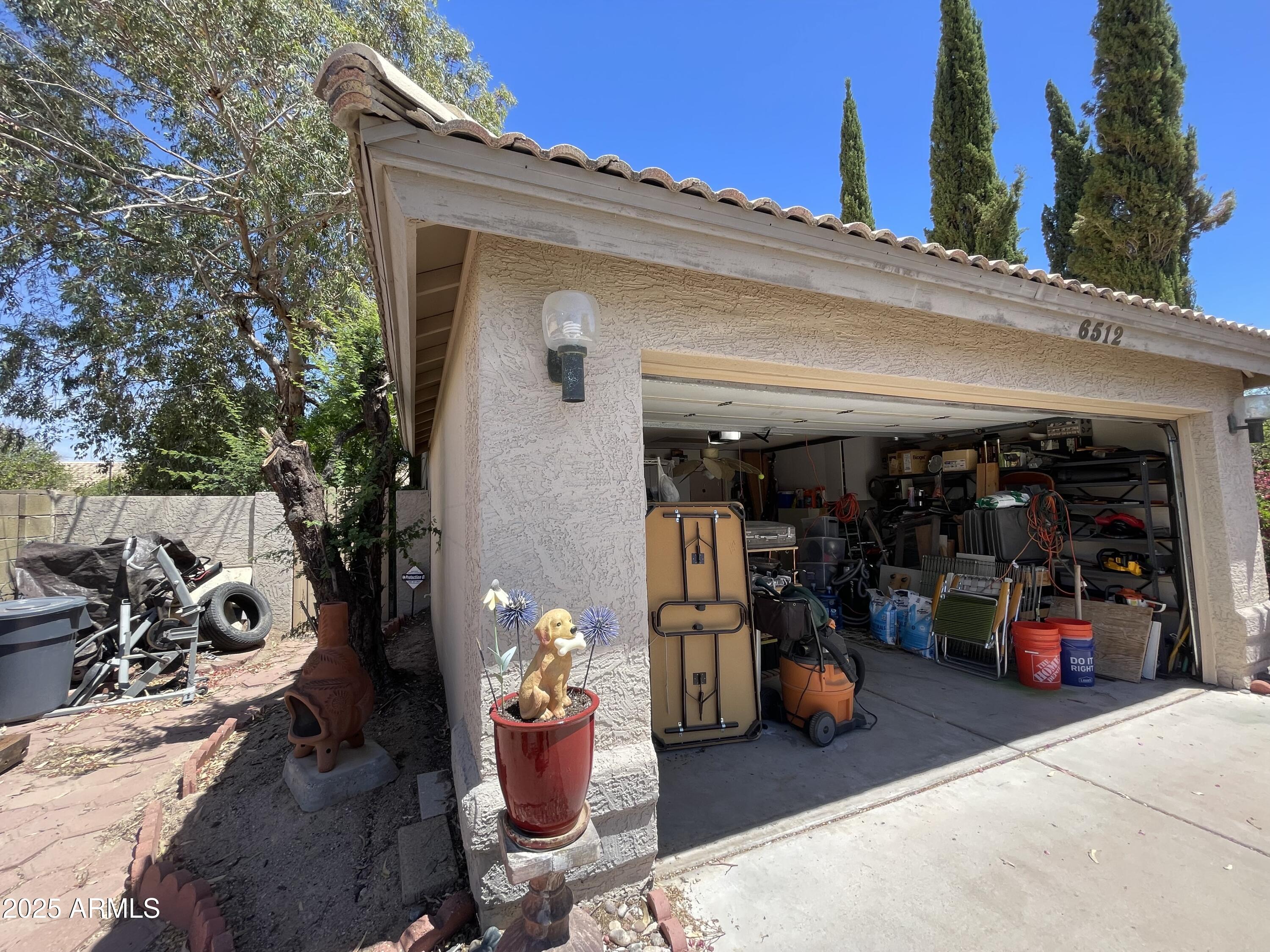 6512 E PORTIA Circle