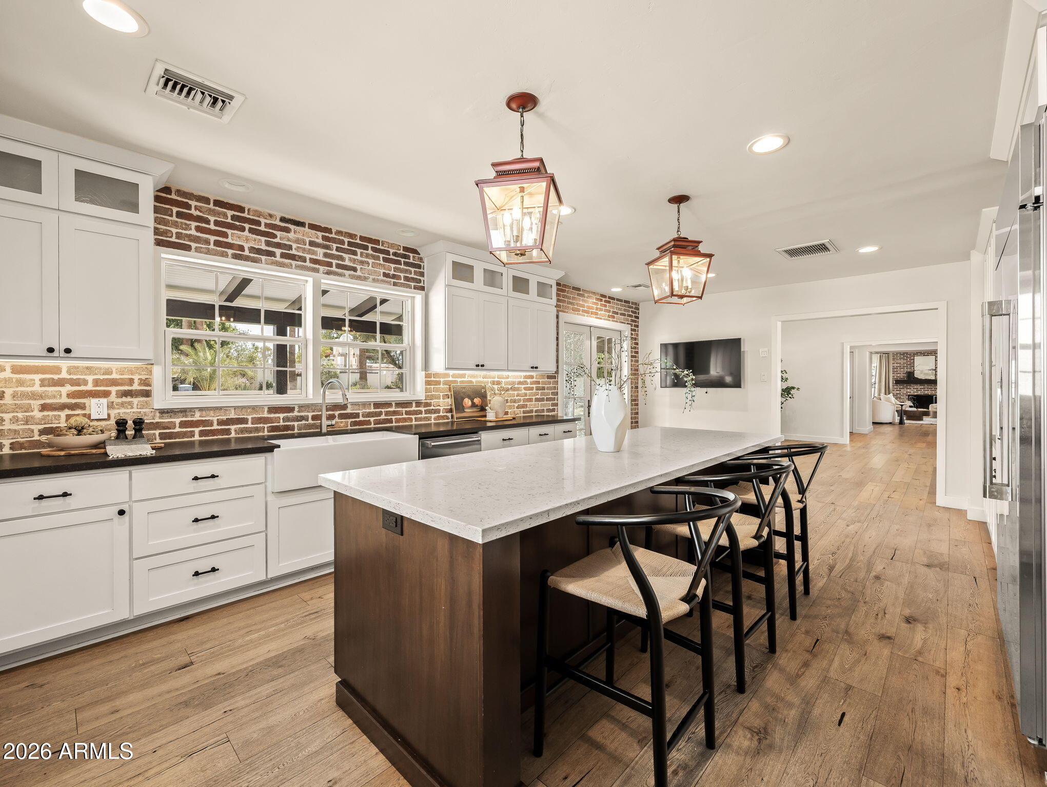 88 N Country Club Drive