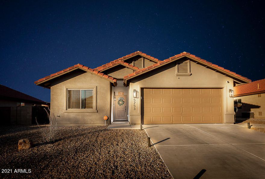 Looking for the perfect home... look no further. Updated bathrooms, kitchen and landscaping this house has it all. 3 bedrooms in this split floorplan is ideal for many. Enjoy your evenings or entertaining in your private patio in your landscaped yard. Located in the highly desired neighborhood of Chaparral Village North just around the corner from the park - you will love it the minute you see it so move fast and set your private showing today.