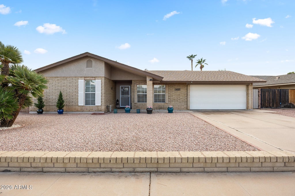 Photo of 1427 W Plana Avenue, Mesa, AZ 85202 (MLS # 7088366)