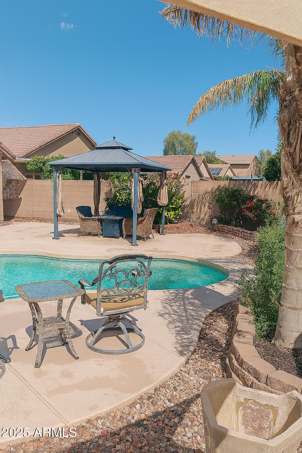 Homes 1 43328 W CHISHOLM Drive