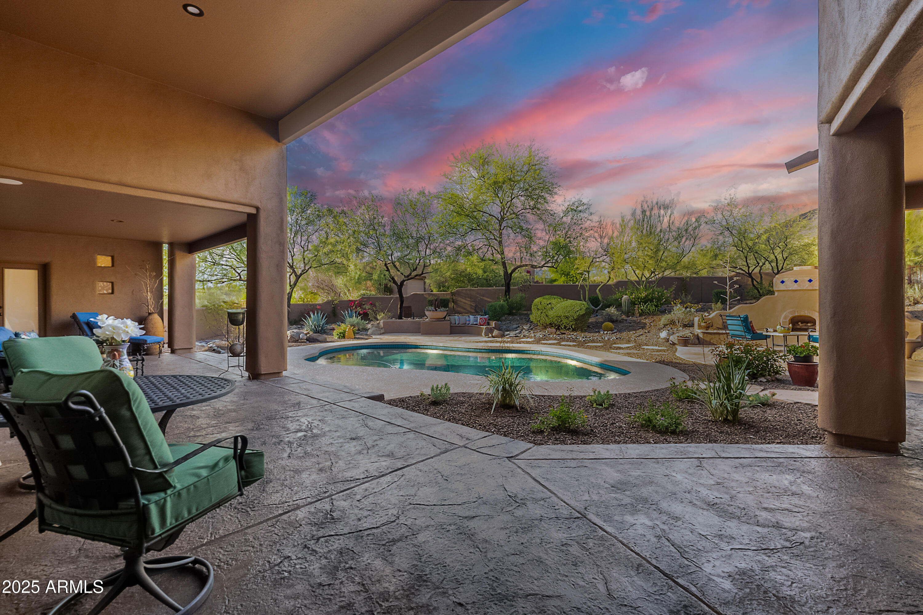 5892 E CAREFREE MOUNTAIN Drive