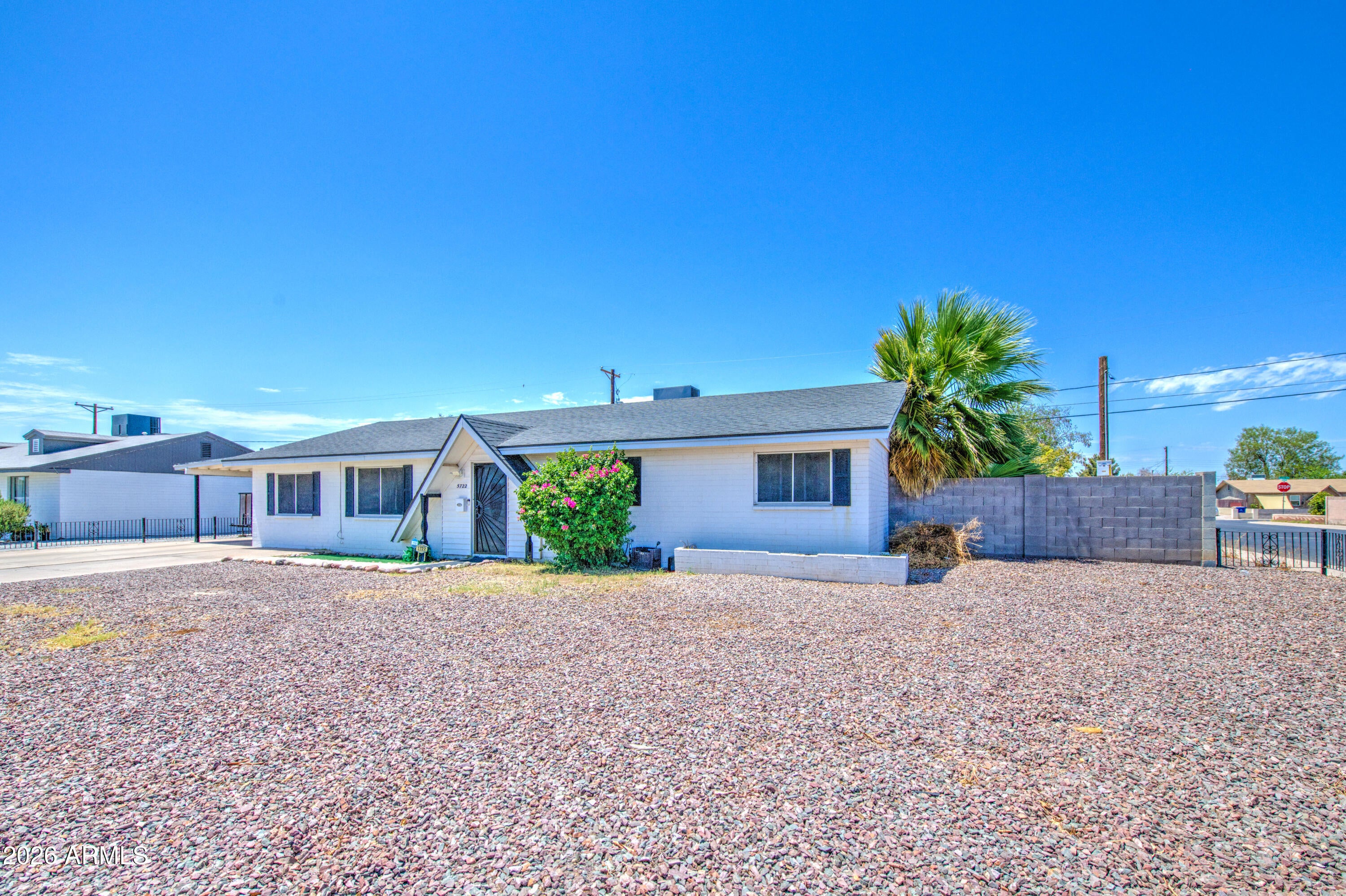 5722 N 62nd Drive