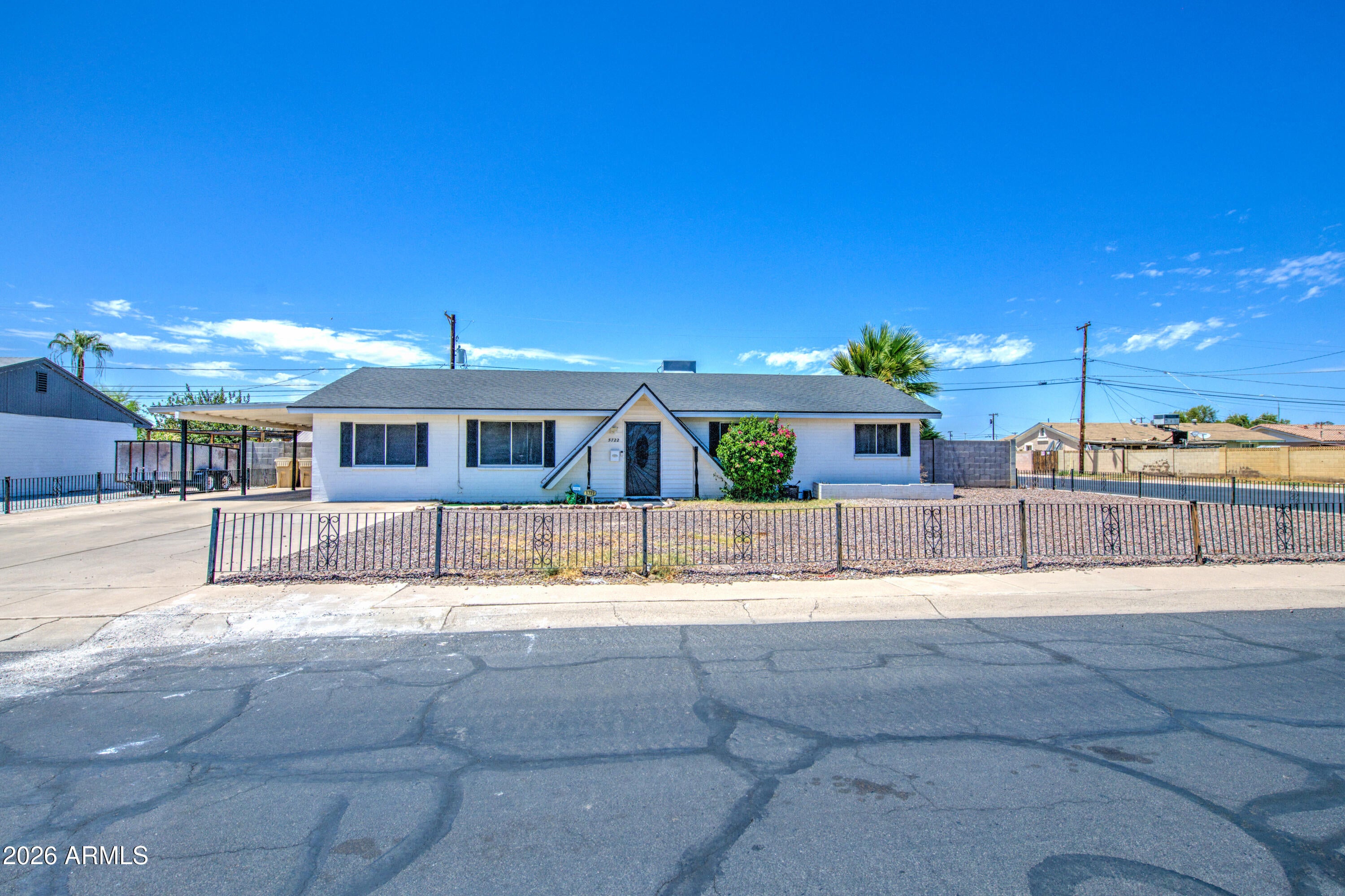 5722 N 62nd Drive