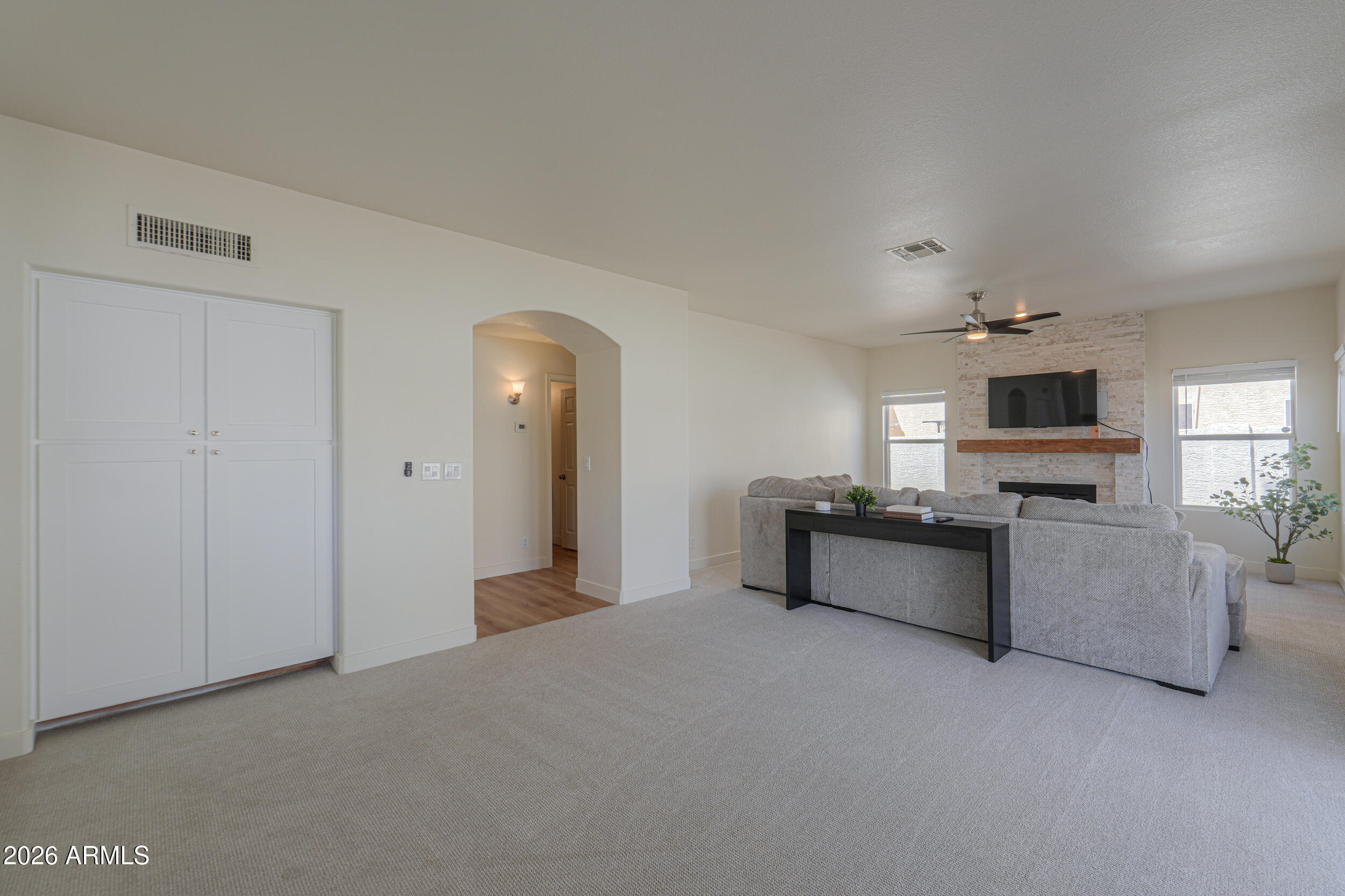 SUPERSTITION MEADOWS SUBDIVISION - Residential