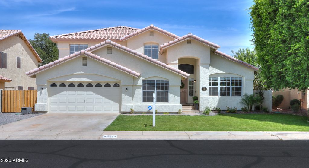 Photo of 4266 E Millbrae Lane, Gilbert, AZ 85234 (MLS # 7017971)
