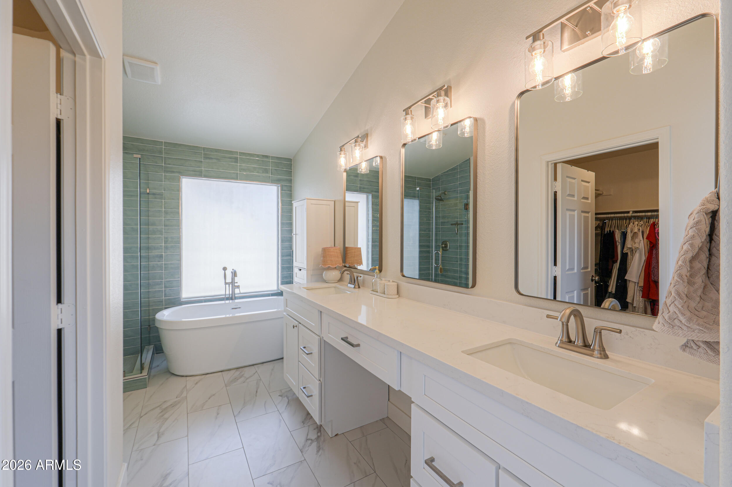 SUPERSTITION MEADOWS SUBDIVISION - Residential