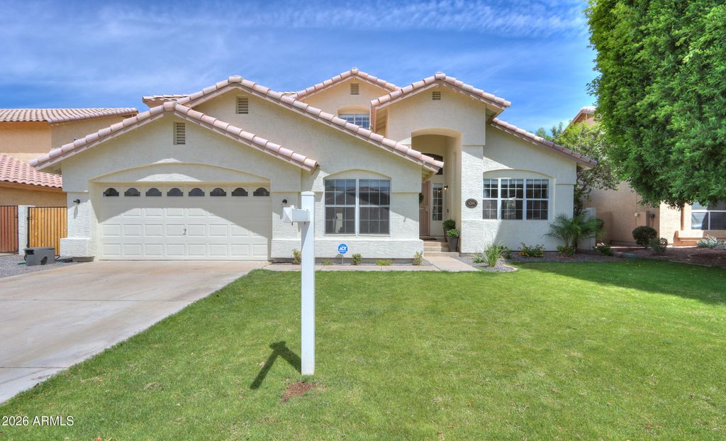 Photo of 4266 E Millbrae Lane, Gilbert, AZ 85234 (MLS # 7017971)