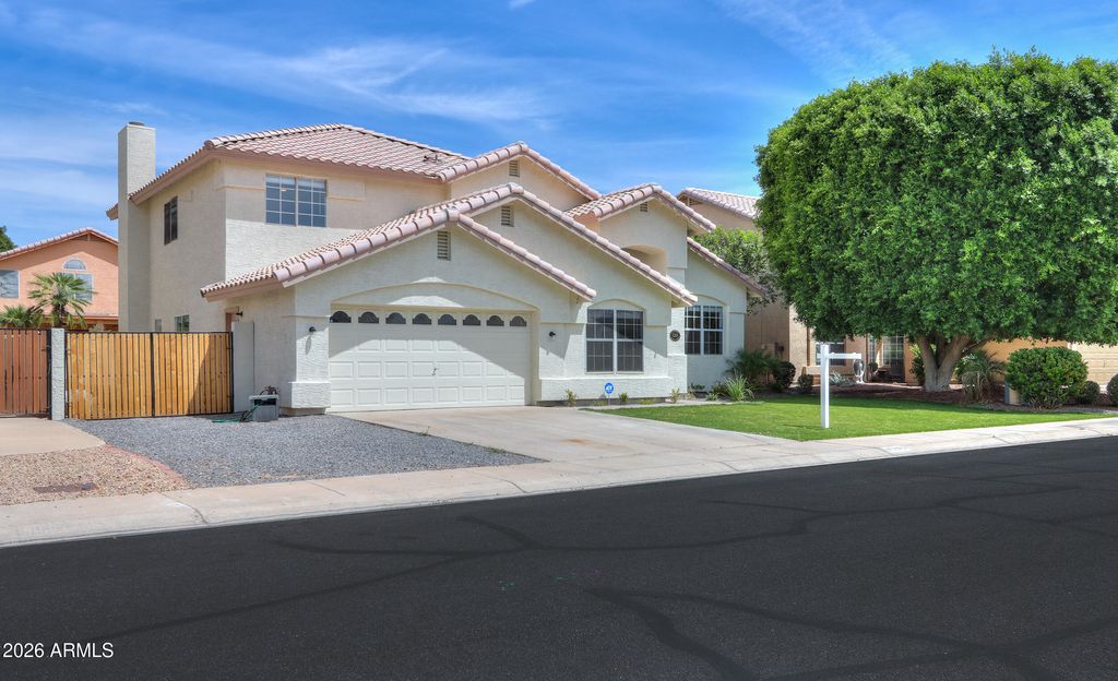 Photo of 4266 E Millbrae Lane, Gilbert, AZ 85234 (MLS # 7017971)