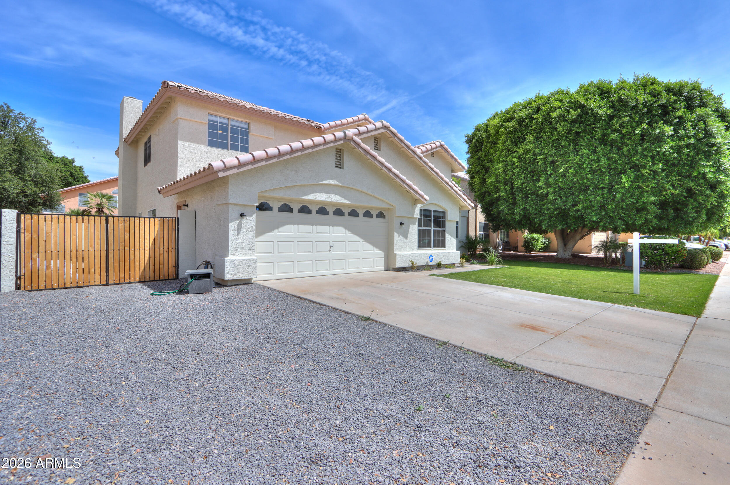 4266 E MILLBRAE Lane