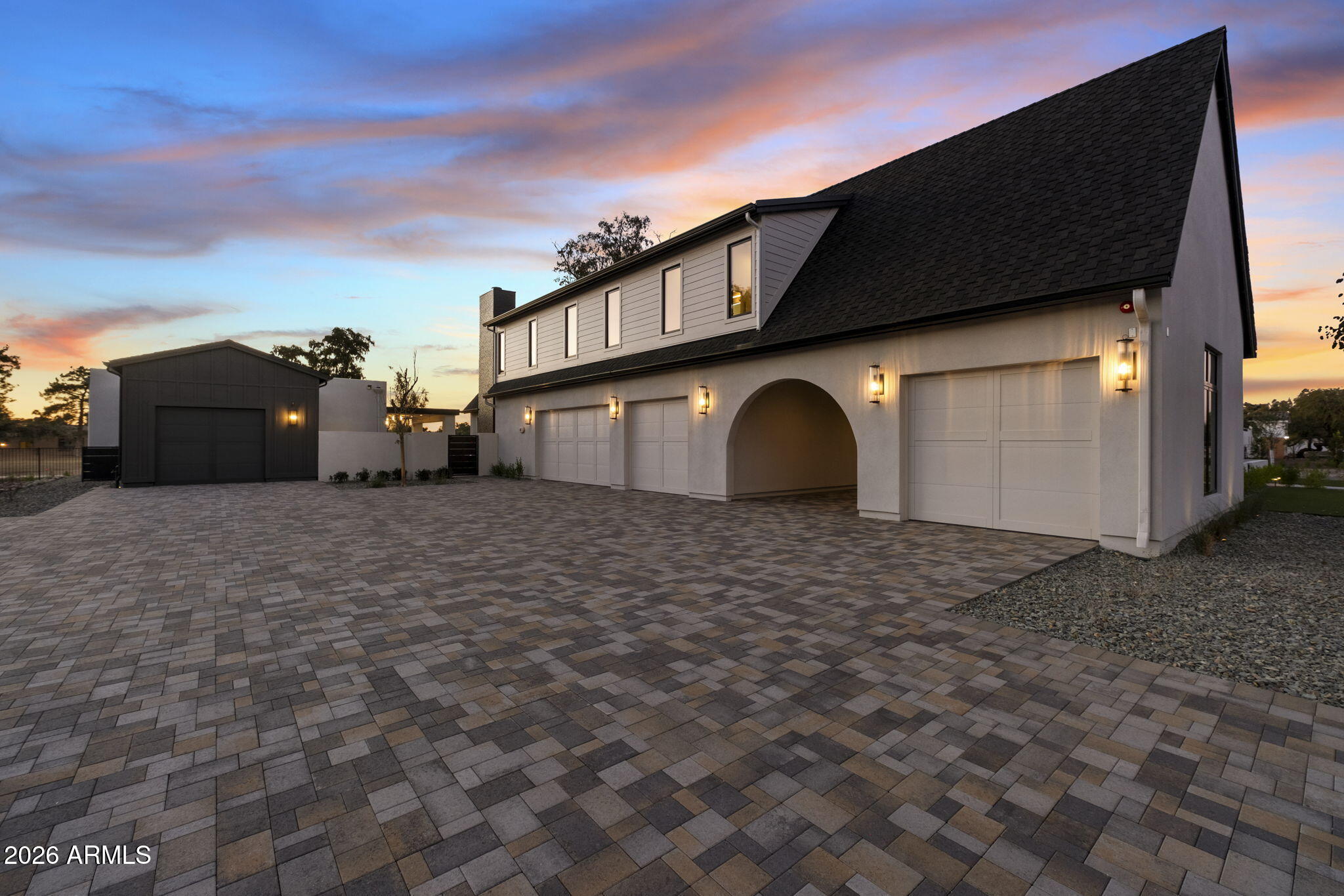 11636 N OAKHURST Way