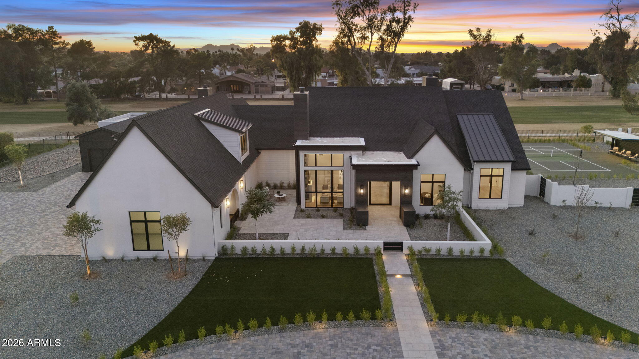 11636 N OAKHURST Way