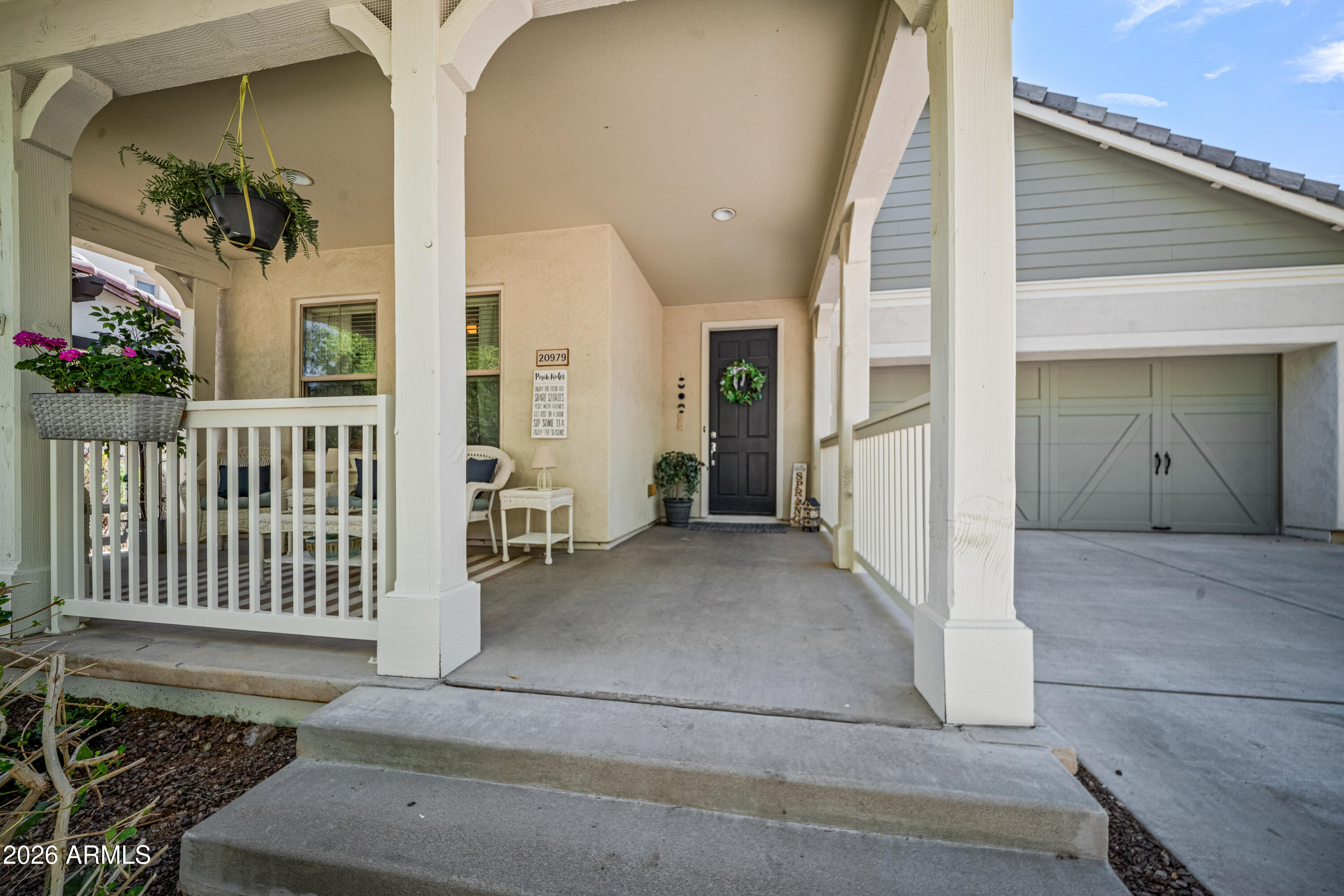 20979 W WHITE ROCK Road