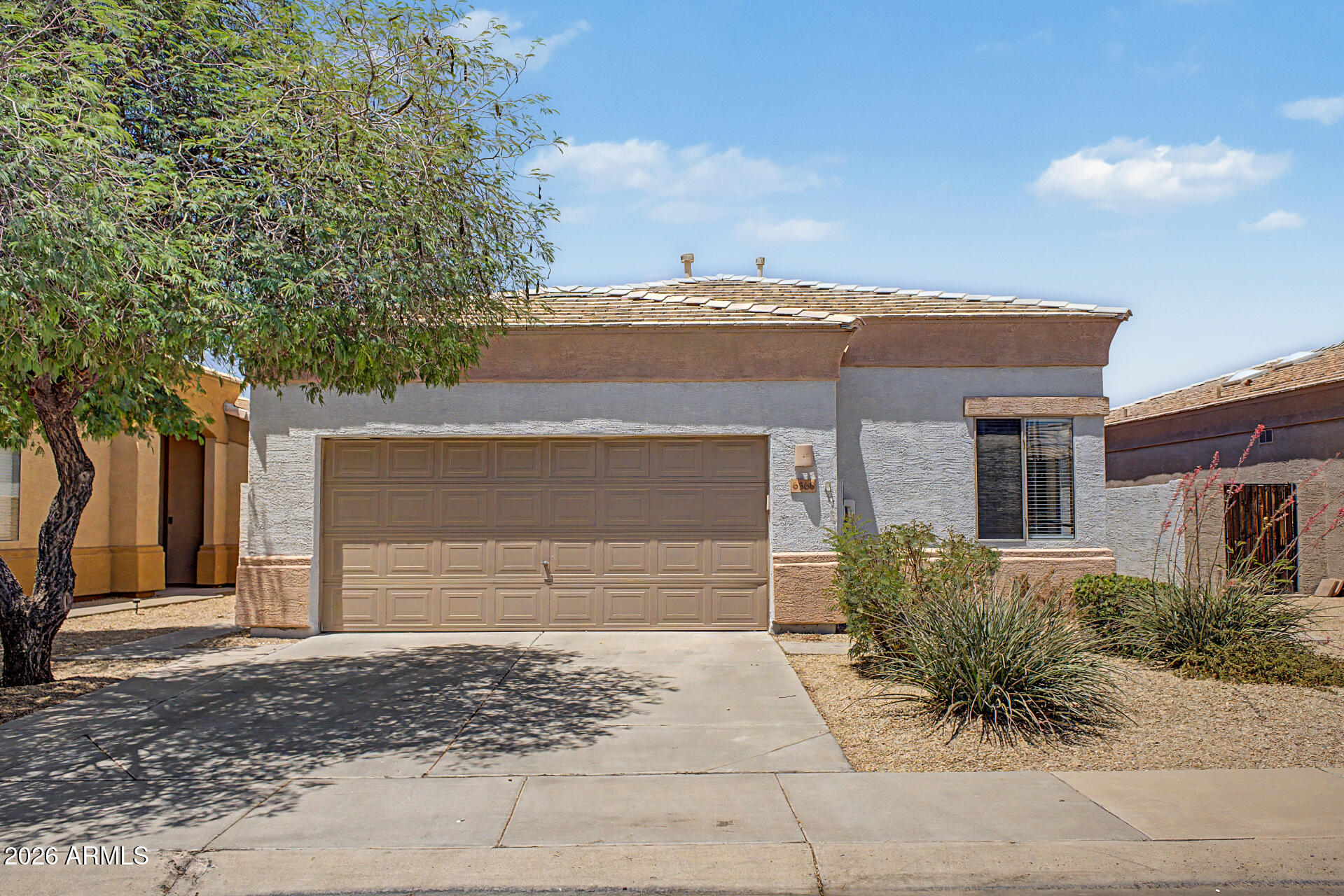 6368 W PONTIAC Drive