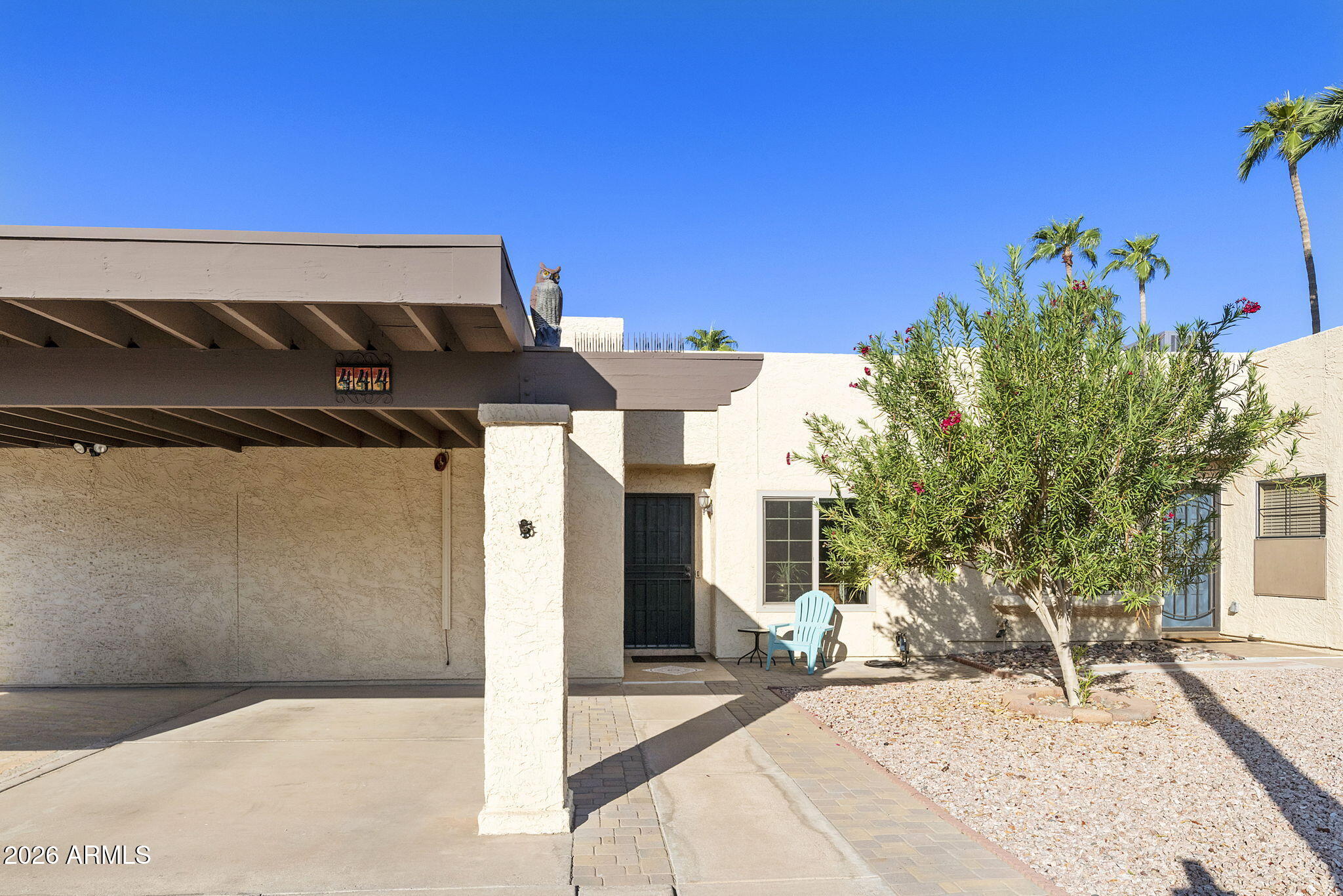 444 S DESERT FLOWER Drive