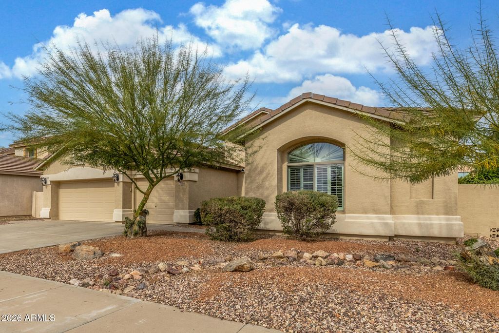 Photo of 14308 W Edgemont Avenue, Goodyear, AZ 85395 (MLS # 6959244)