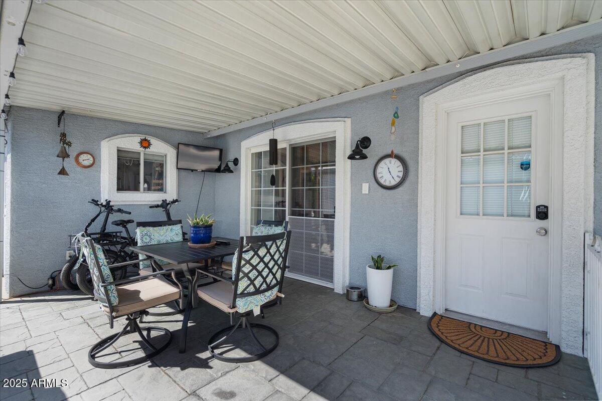 8865 E BASELINE Road 715