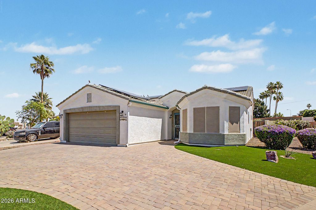 Photo of 2127 N Shannon Way, Mesa, AZ 85215 (MLS # 7022441)