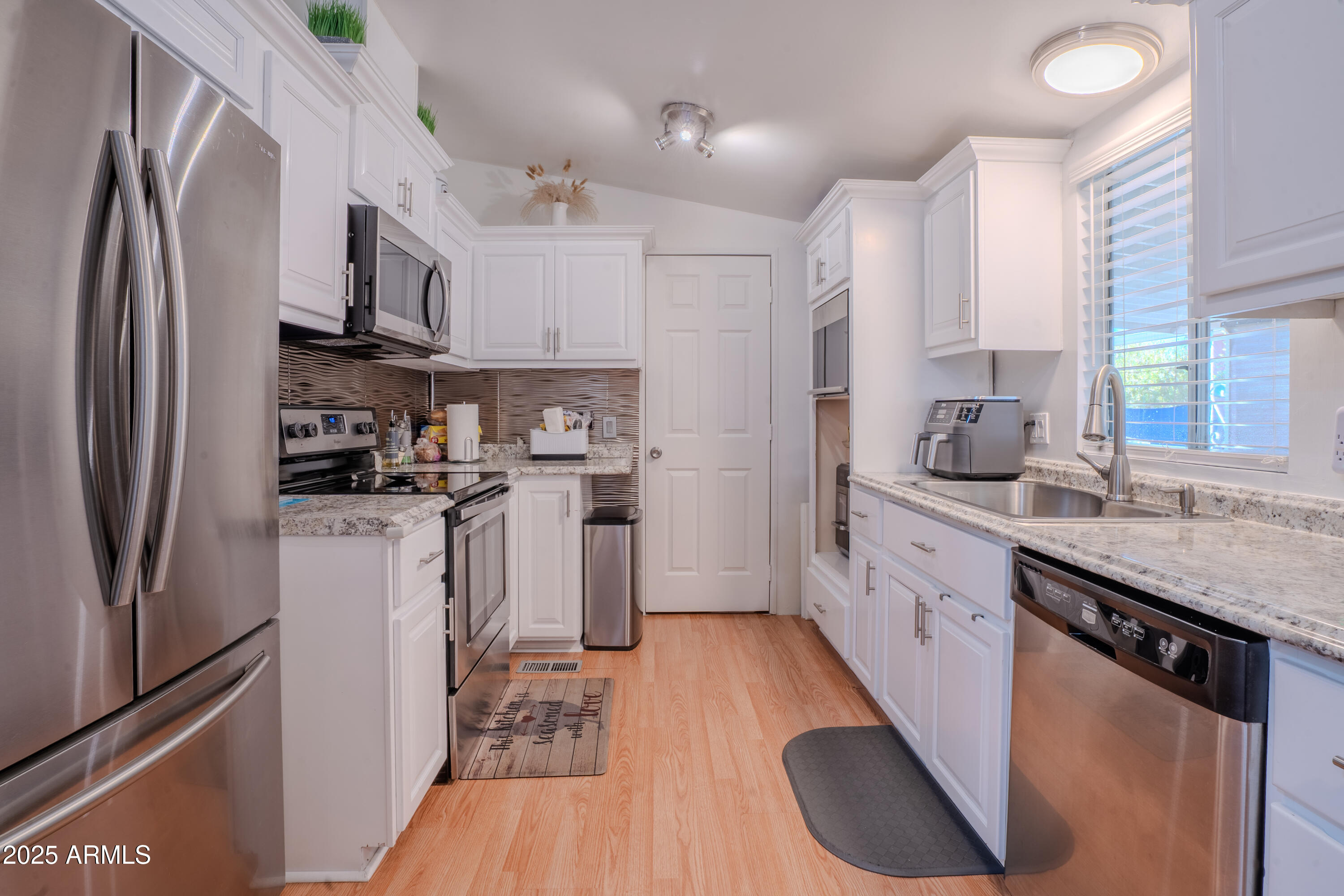 Orange Grove Estates Mobile Home Community - Residential