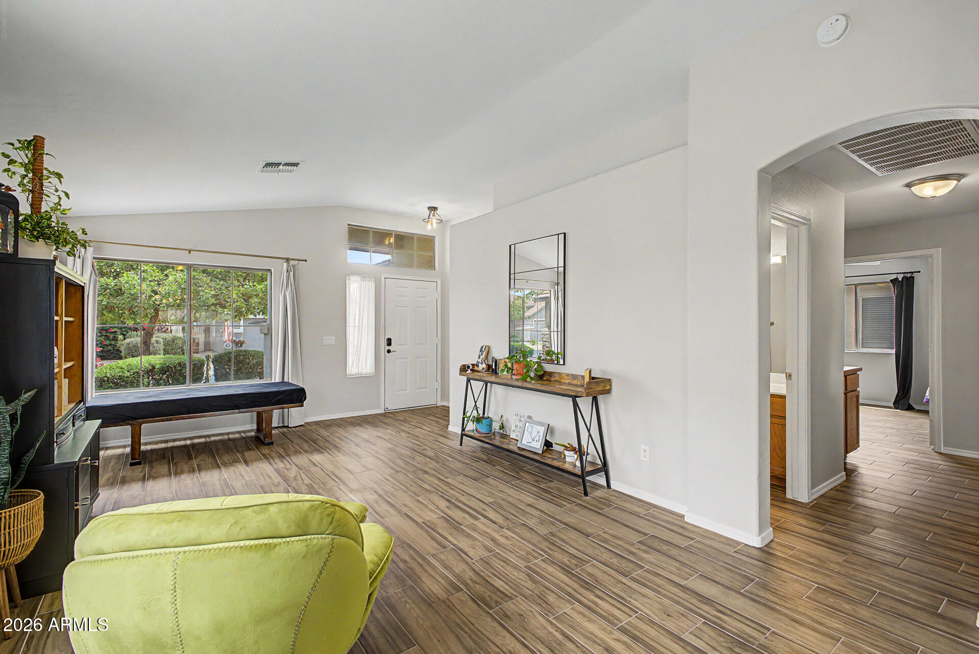 31303 N CLARIDGE Circle