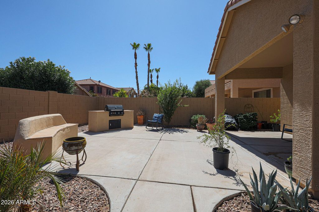 Photo of 10465 E Knowles Avenue, Mesa, AZ 85209 (MLS # 7002488)