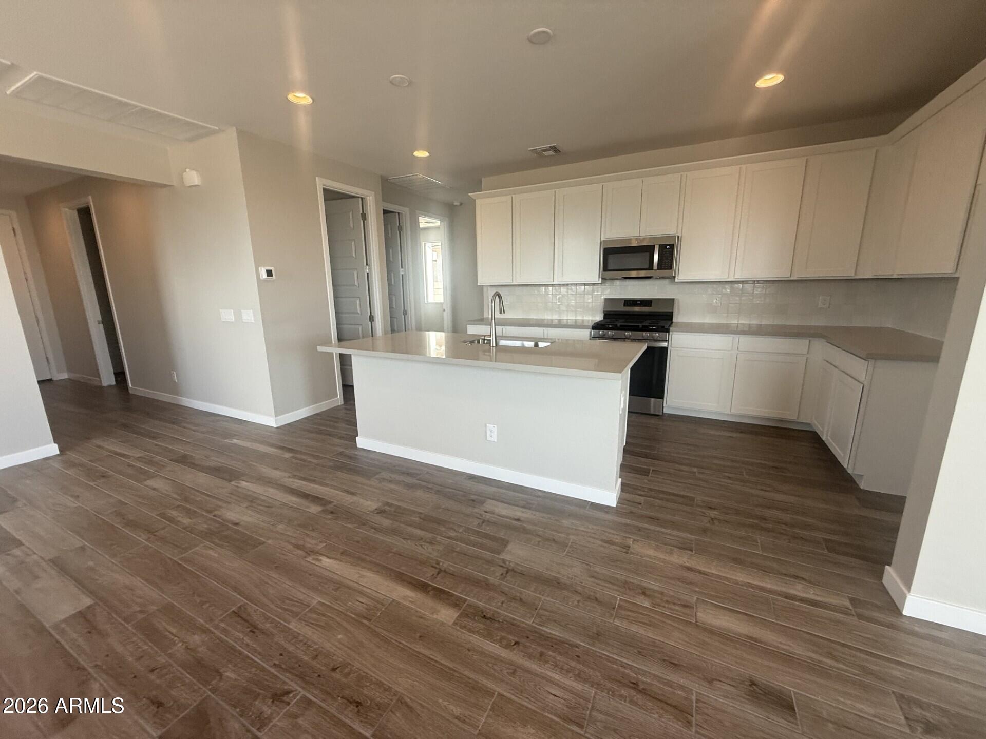 46905 W CRESCENT MOON Drive