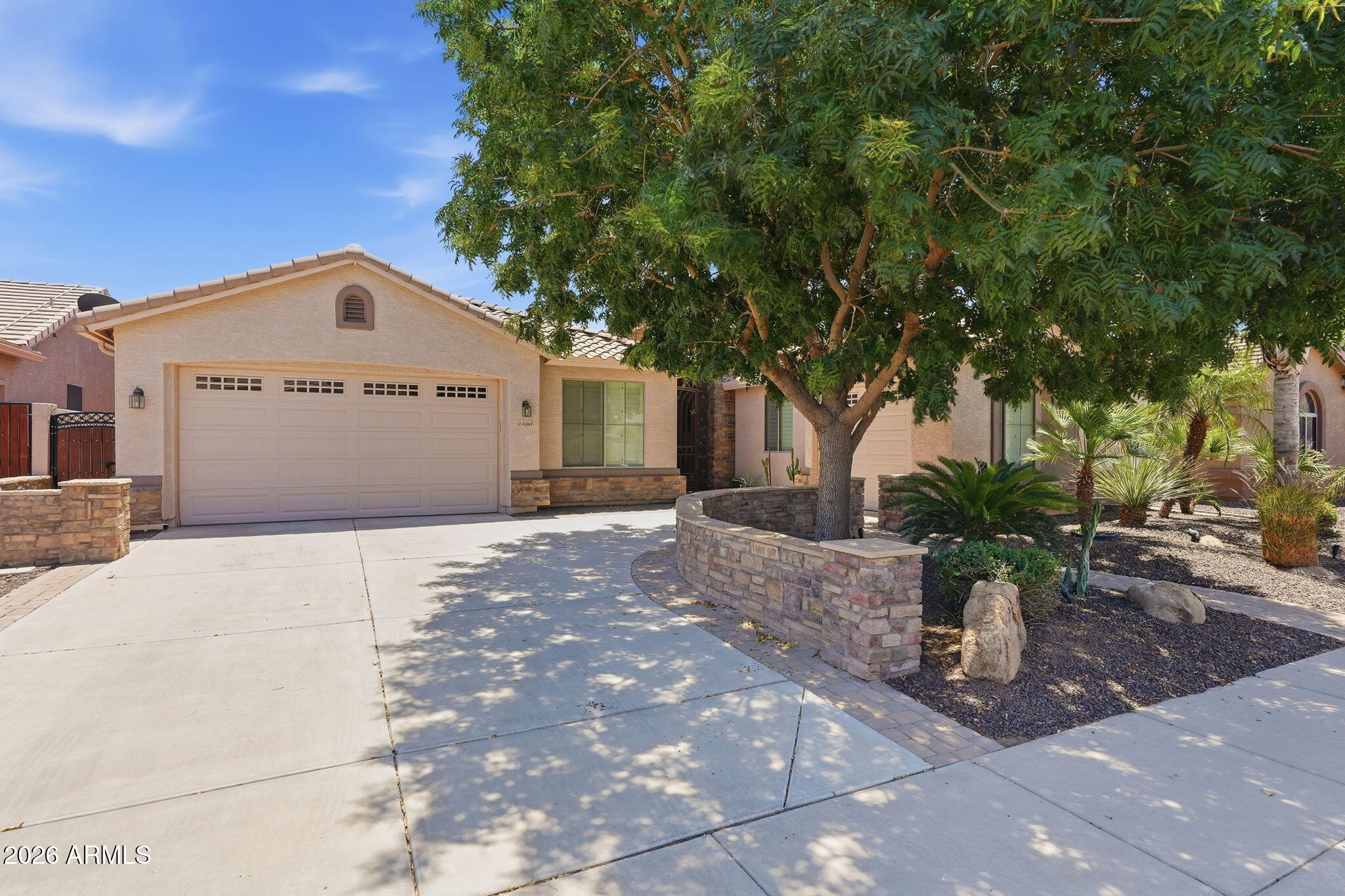 41869 W GRANADA Drive