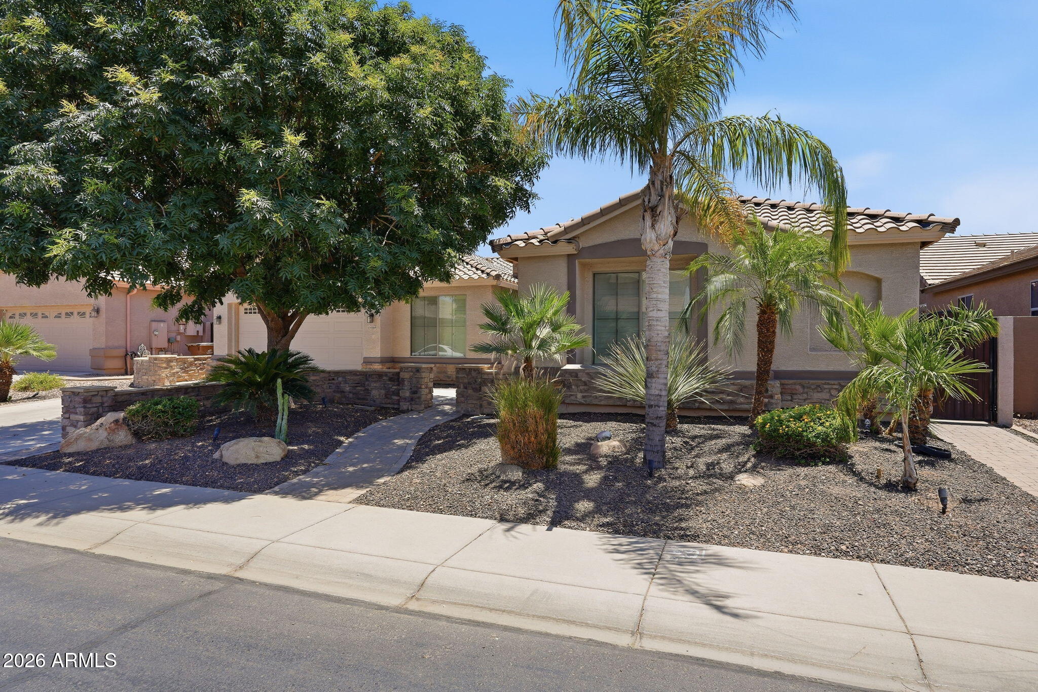 41869 W GRANADA Drive