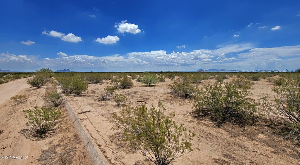 Photo of 0 W Lewis Street #2, Eloy, AZ 85131 (MLS # 7094082)