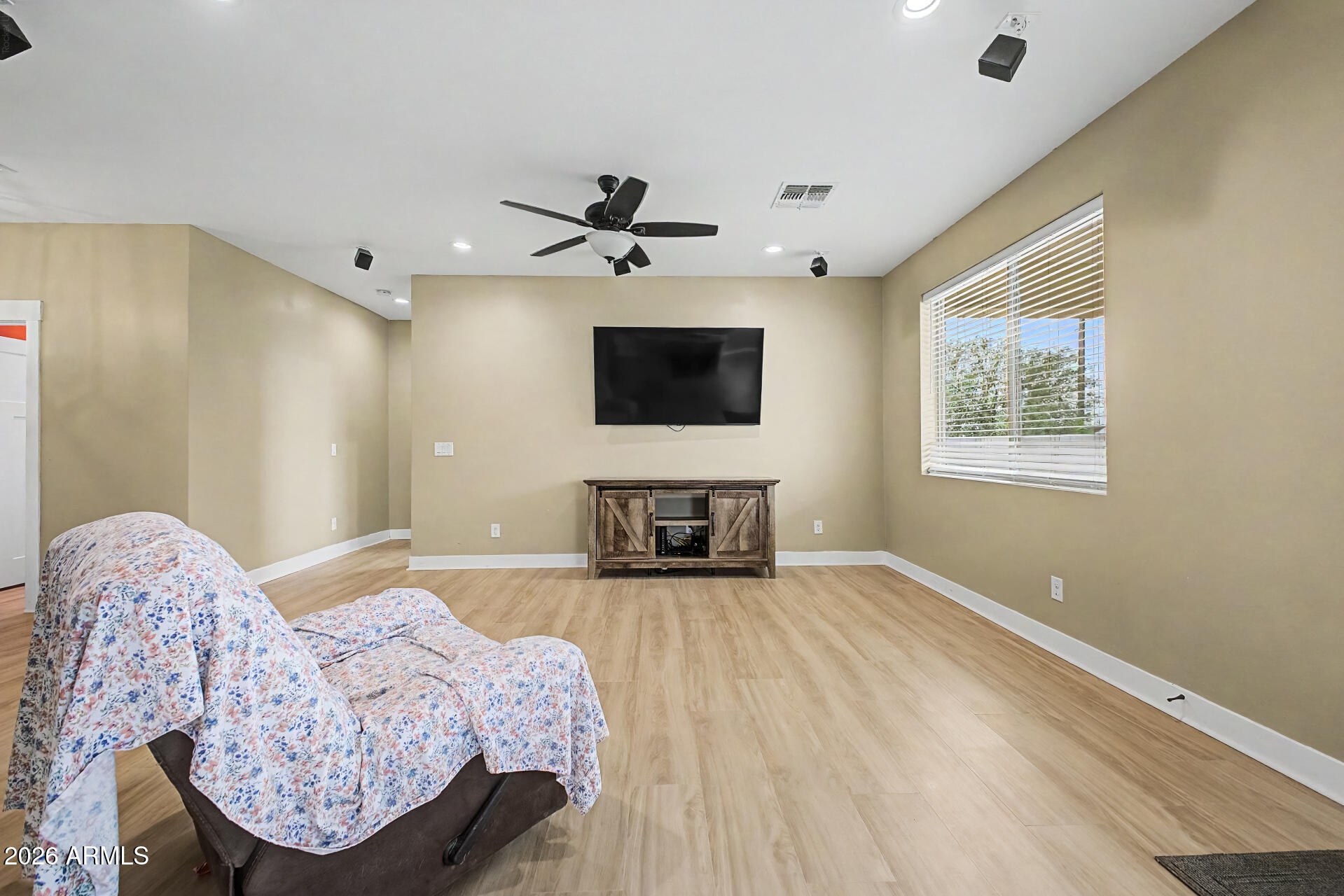 5594 E SANTA RITA Drive