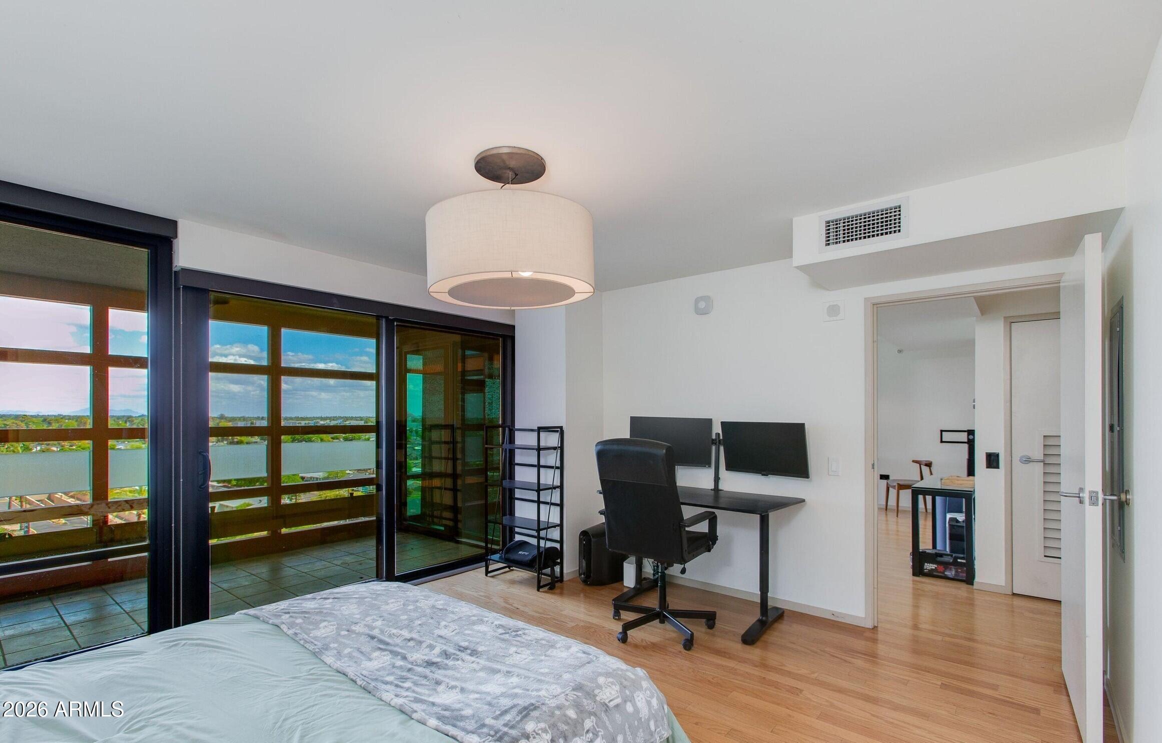 4808 N 24TH Street 806