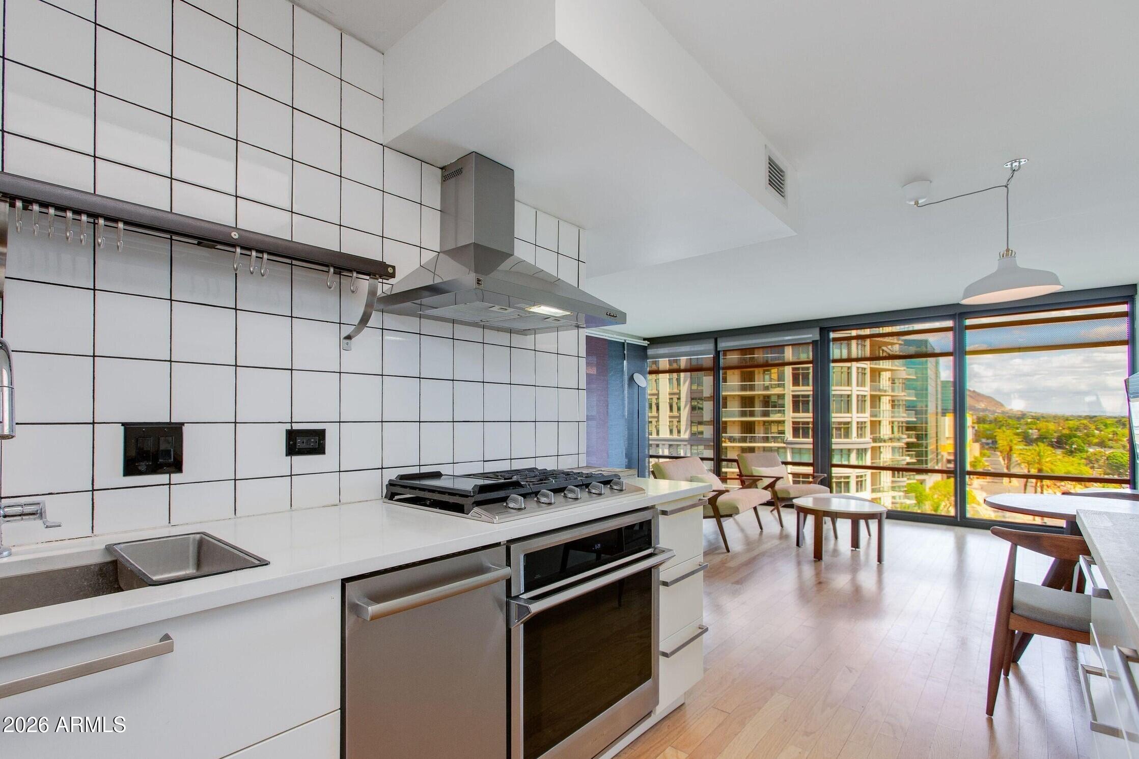 4808 N 24TH Street 806