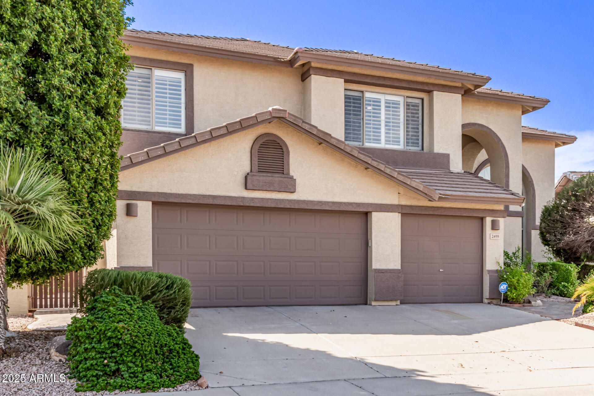 2455 W SHANNON Street