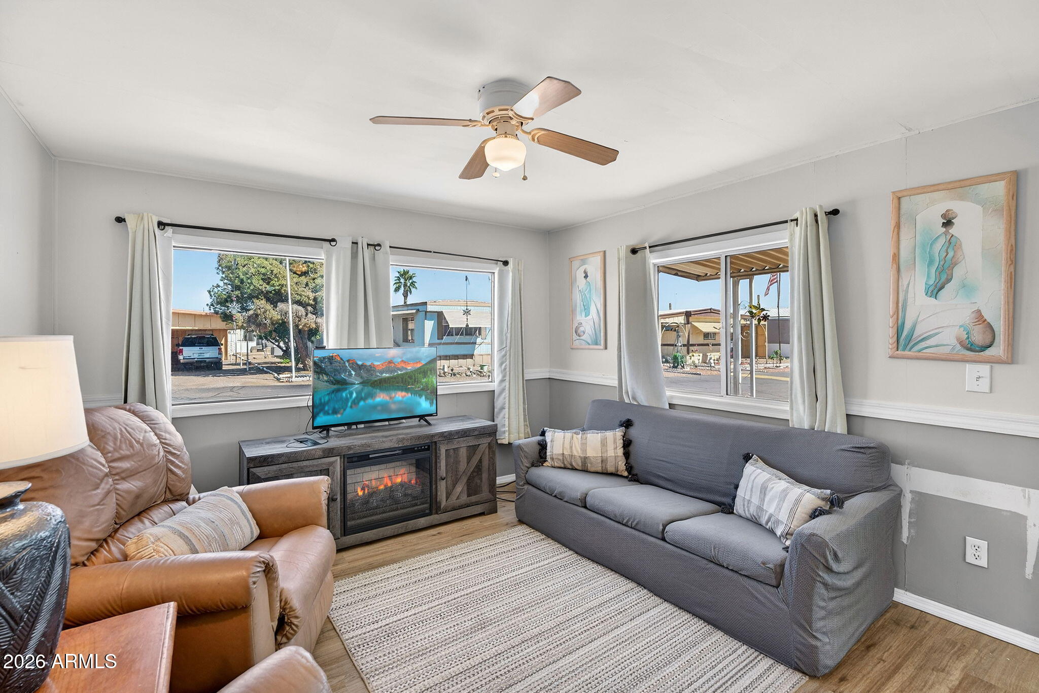 747 E GERMANN Road 121