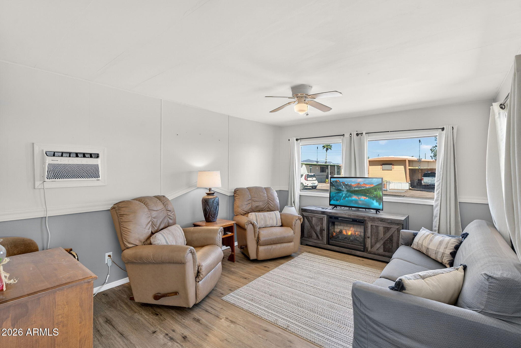 747 E GERMANN Road 121