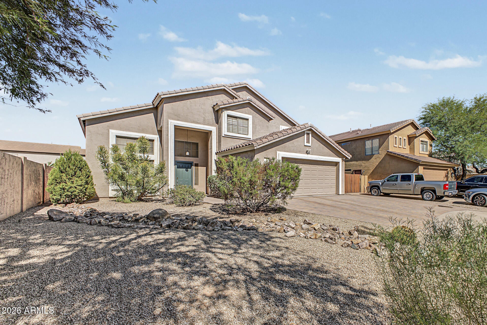 282 W RAVEN Drive