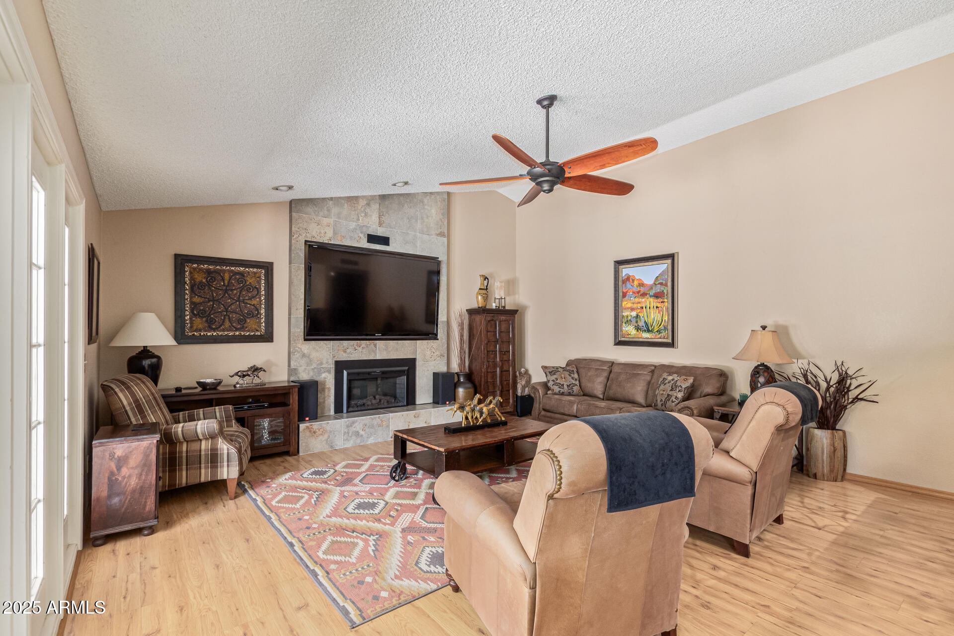 9075 E SAHUARO Drive
