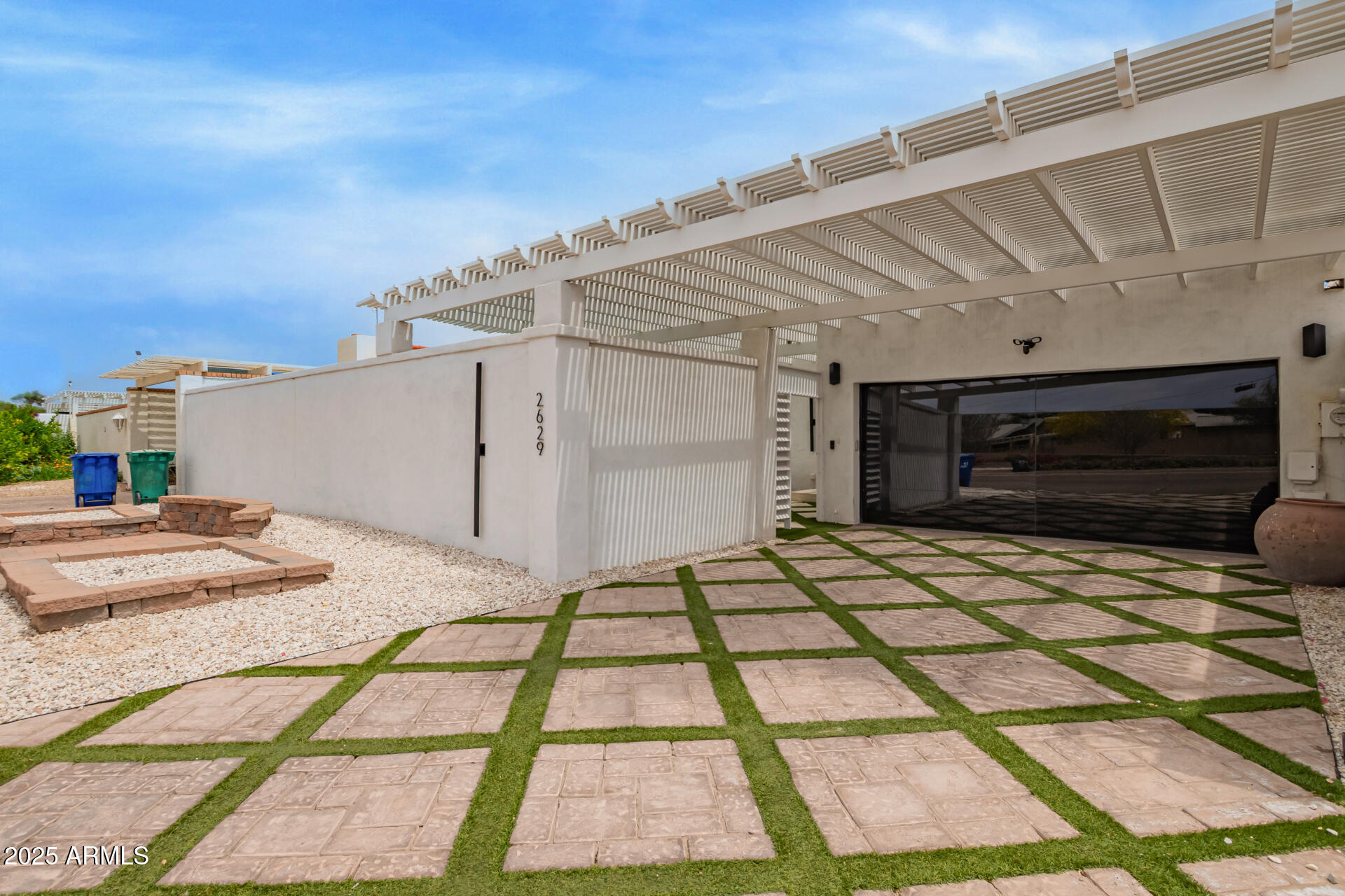 2629 S COUNTRY CLUB Way