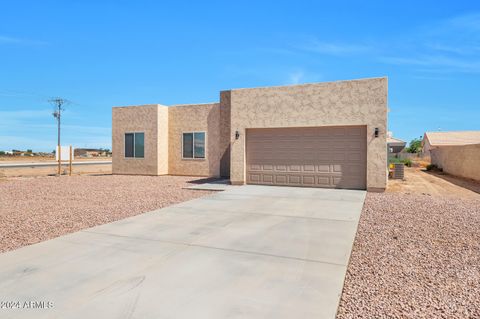 A home in Arizona City