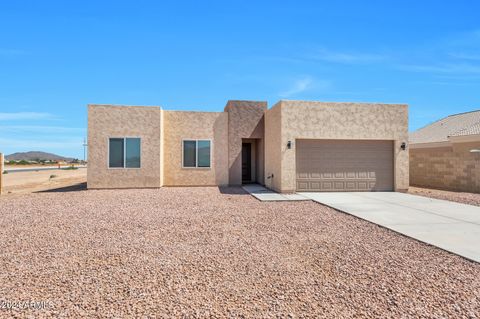 A home in Arizona City