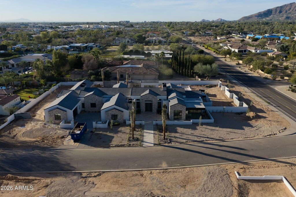 Photo of 7301 N Mockingbird Lane, Paradise Valley, AZ 85253 (MLS # 7002675)