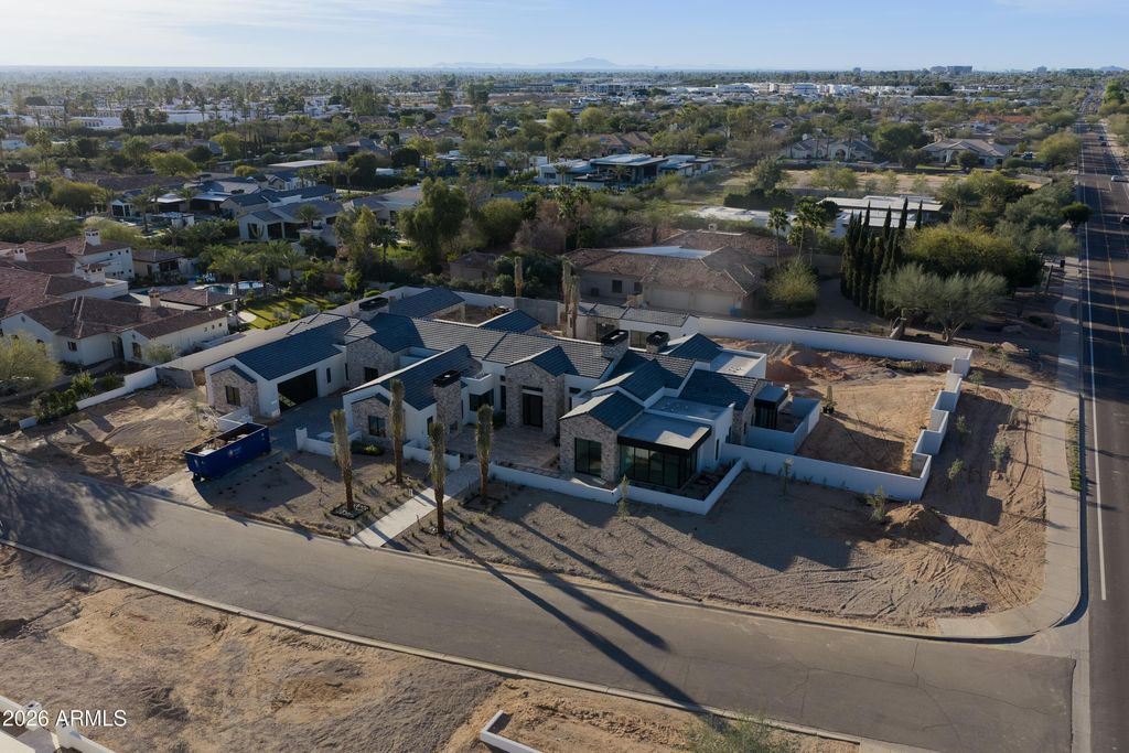 Photo of 7301 N Mockingbird Lane, Paradise Valley, AZ 85253 (MLS # 7002675)